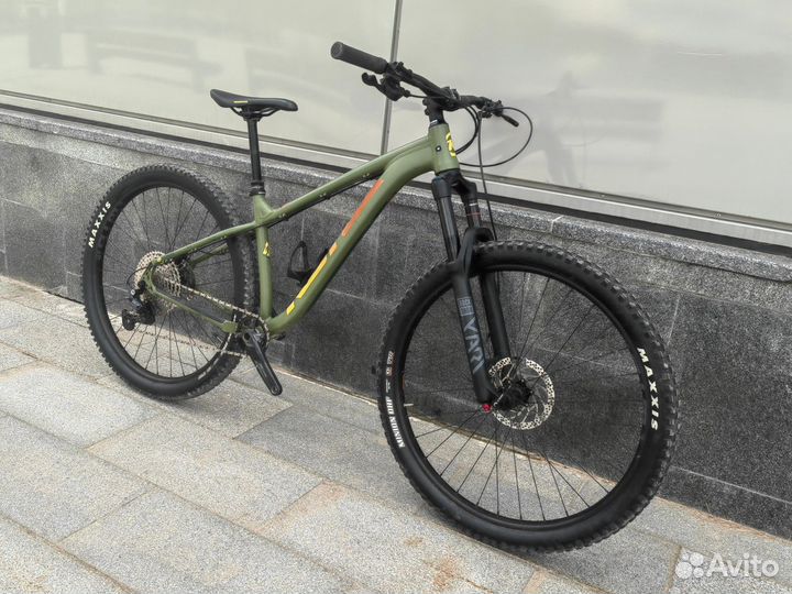 Трейловый велосипед Kona Honzo 29 / RS Yari 150