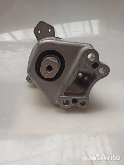 Опора двигателя Mazda CX9 awsma1122