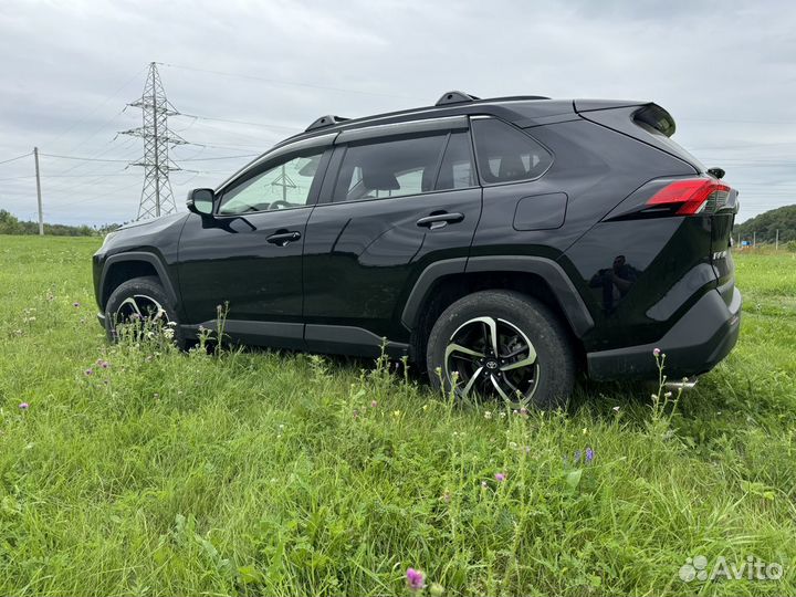 Toyota RAV4 2.5 AT, 2019, 62 000 км