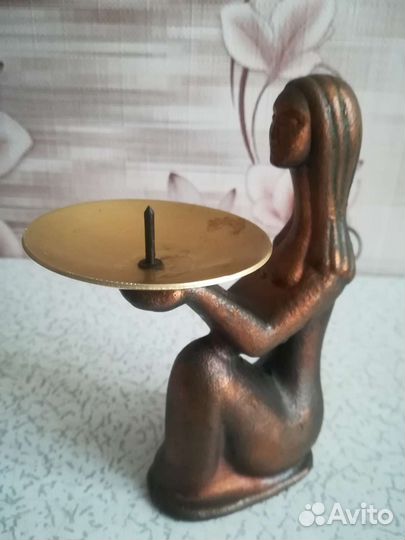 Бронзовая статуэтка