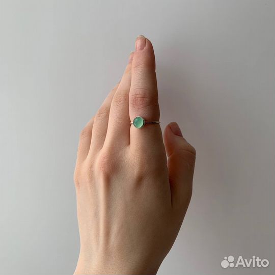Серебряные кольца с натуральными камнями