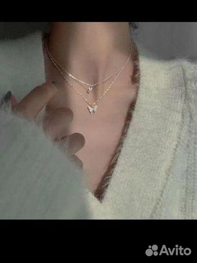 Блестящее ожерелье-бабочка