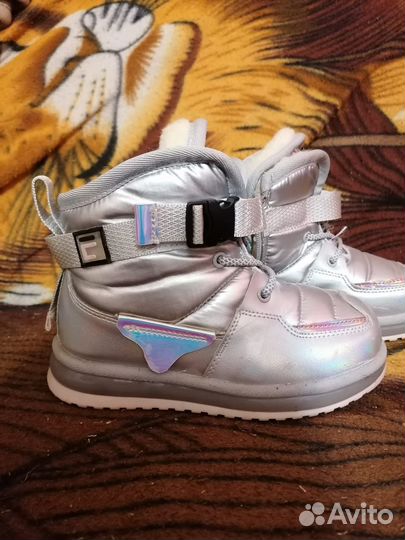 Зимние ботинки на девочку