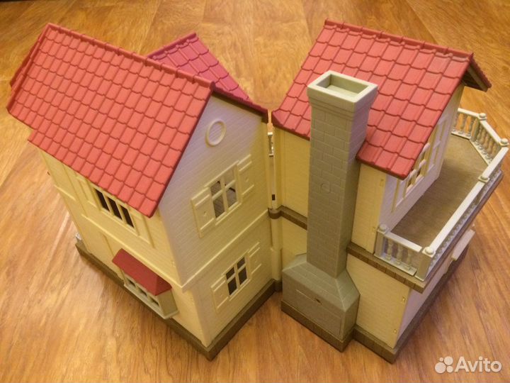 Набор «Большой дом со светом» Sylvanian Families