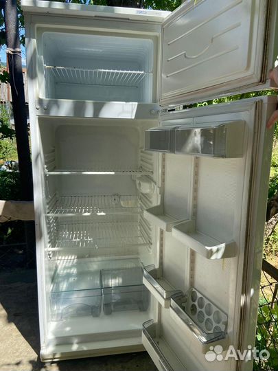 Холодильник бу atlant