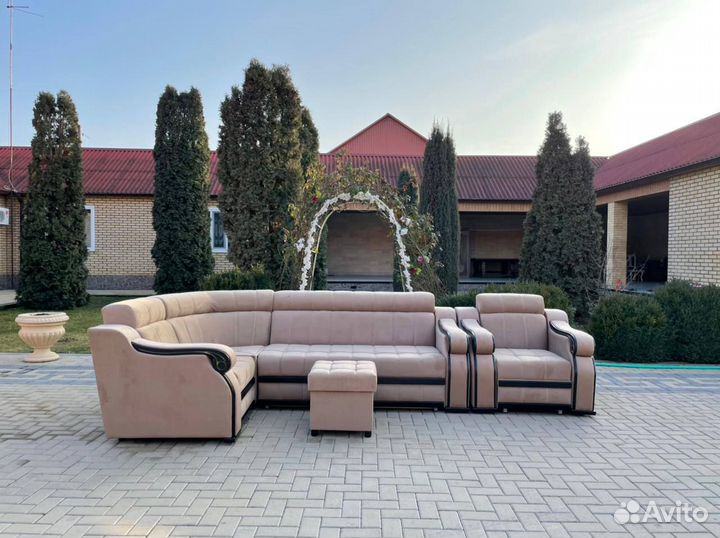 Угловой диван с креслом в наличии