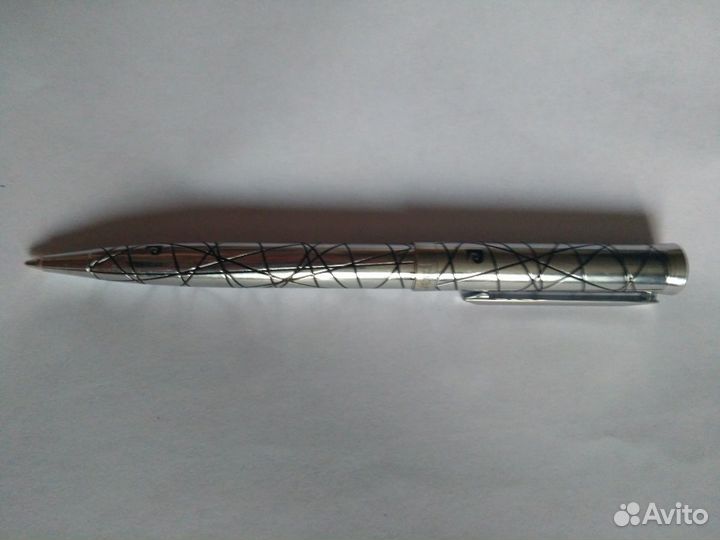 Ручка шариковая Pierre Cardin. Серебристая