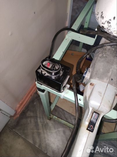 Зернодробилка