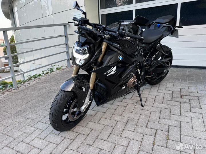 BMW S1000R