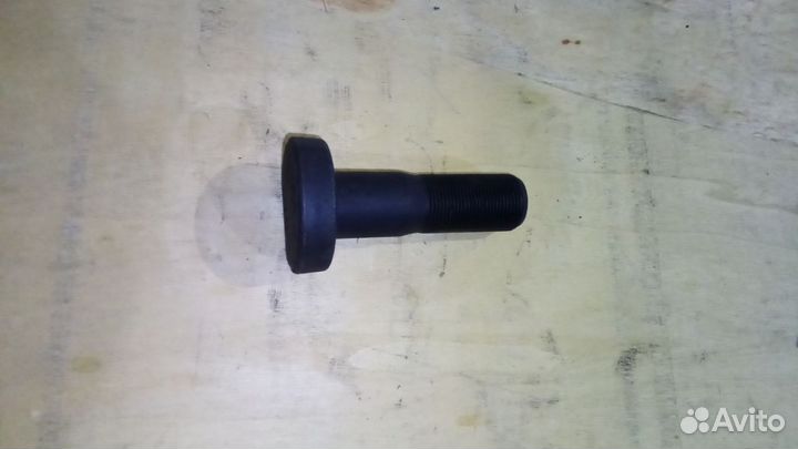 Болт 81E1-19540 (M16x2,0x50) R160LC-7 QHD