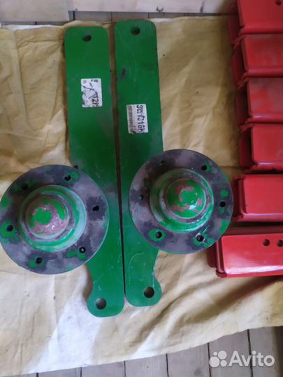 Pivot C/W 614HUB-WNG HD right