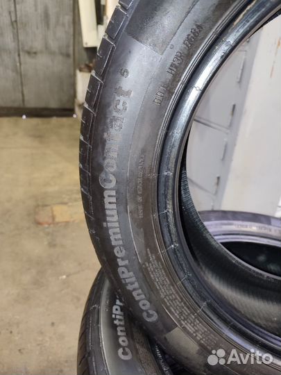 Continental ContiPremiumContact 5 215/55 R17 94W