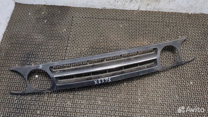 Решетка радиатора Toyota Previa (Estima), 1997