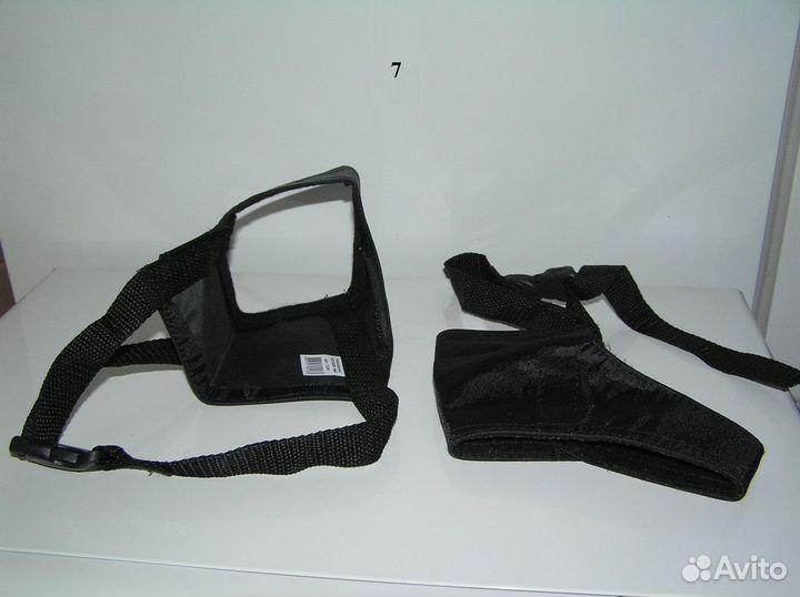 Шлейки, поводок, миски, коврик для собак