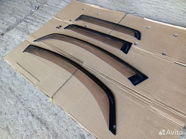 Ветровики Mitsubishi Colt Z27A Ralliart