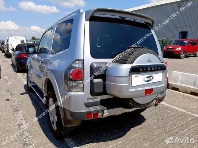 Накладка панели задка Mitsubishi Pajero /Montero