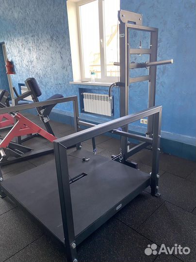 Тренажер для приседаний с отягощением поясом AV320