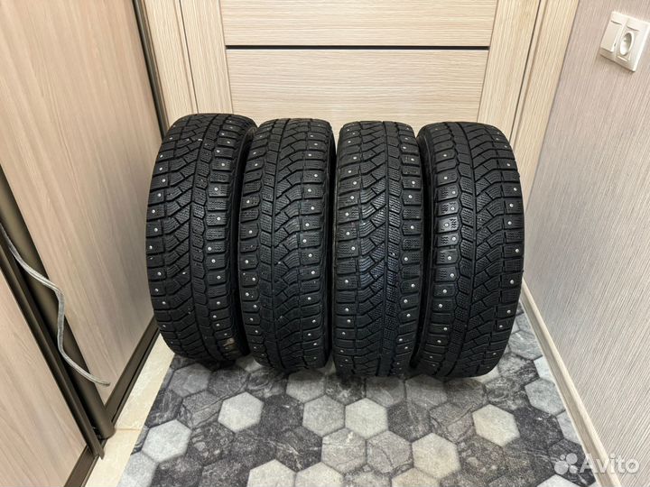 Viatti Brina Nordico V-522 185/65 R15 88T