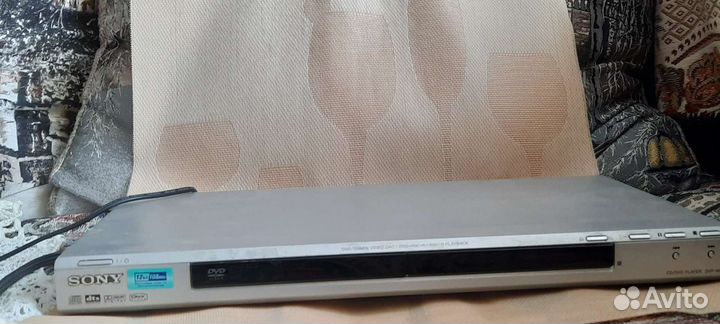 DVD плеер sony с пультом