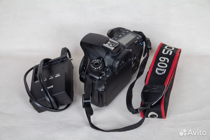 Фотоаппарат Canon 60D body