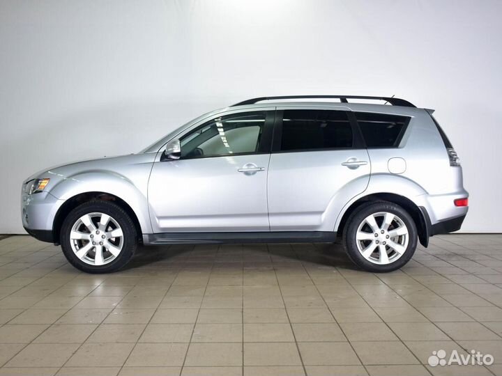 Mitsubishi Outlander 2.4 CVT, 2011, 136 241 км