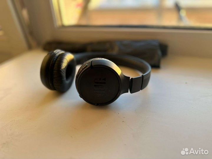 Беспроводные наушники JBL орига