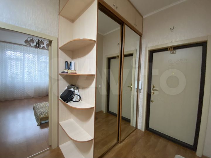 3-к. квартира, 85 м², 2/4 эт.