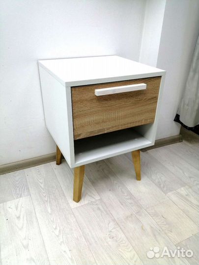 Тумба прикроватная