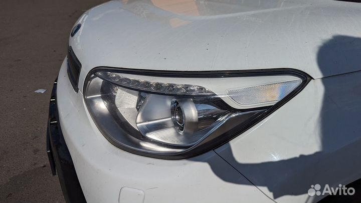 Фара левая Kia Soul 2. Галоген. Серебро. дхо