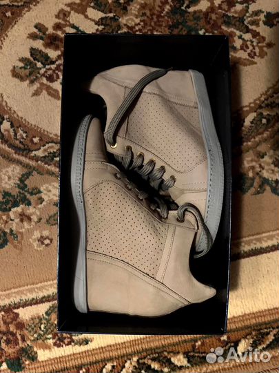 Женская обувь. Размер 39. Весна/осень