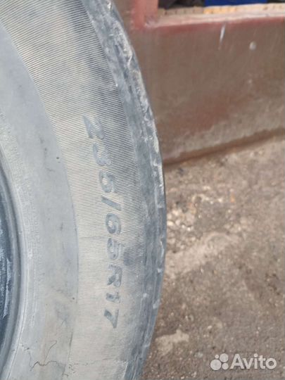 Nexen N8000 235/65 R17