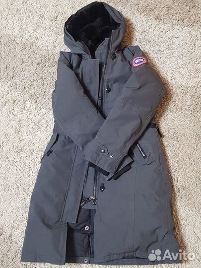 Пуховик Canada Goose Kensington Parka xs