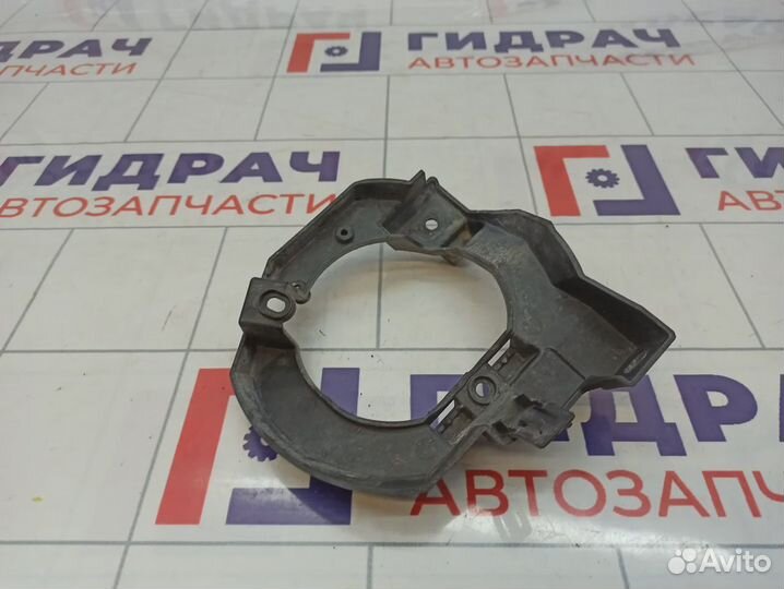 Кронштейн фары противотуманной левой Toyota Land Cruiser Prado (J150) 52126-60090