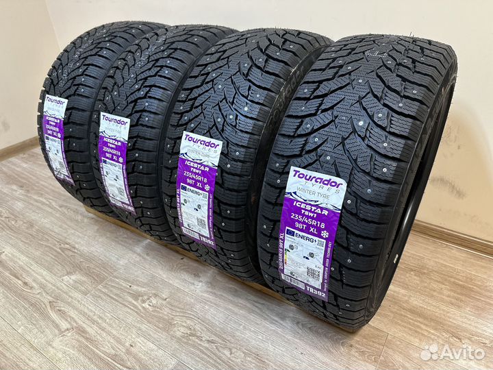 Tourador Ice Star TSW1 235/45 R18 110T