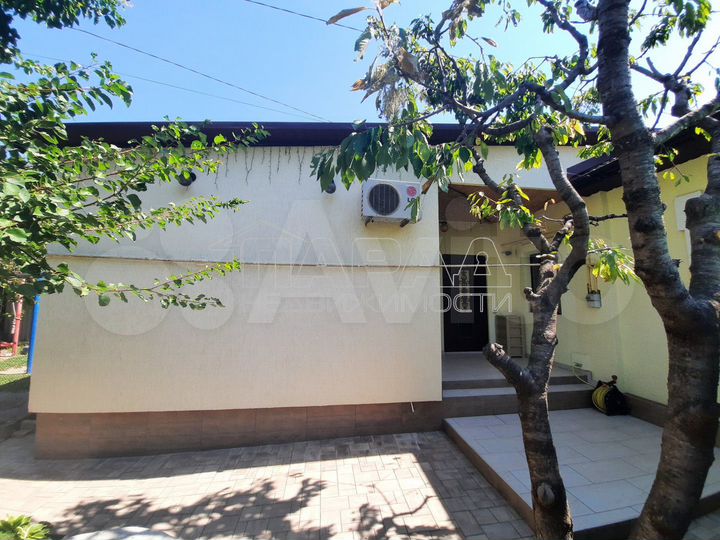 3-к. квартира, 75 м², 1/1 эт.