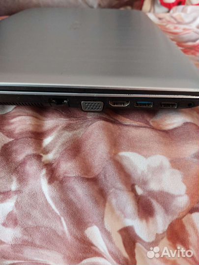 Ноутбук asus