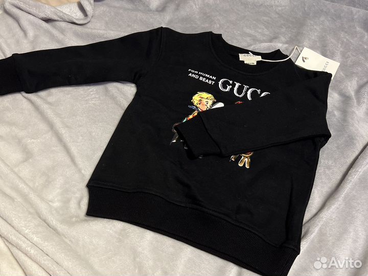 Кофта свитер