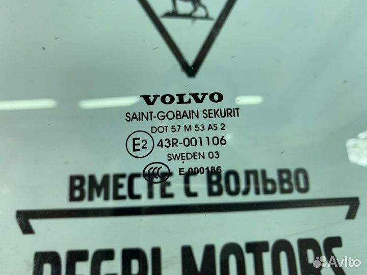 Стекло переднее правое Volvo S60 V70 XC70 оригинал