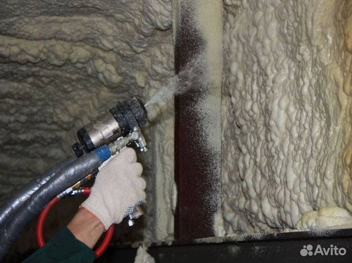 Утепление напылением пенополиуретана от 100 м.кв