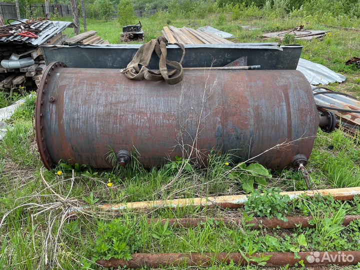 Емкость металлическая 1,2 куба
