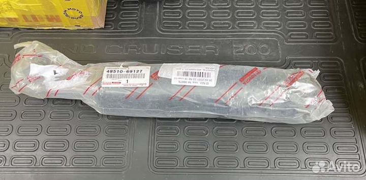 Амортизатор передний Toyota Lx470