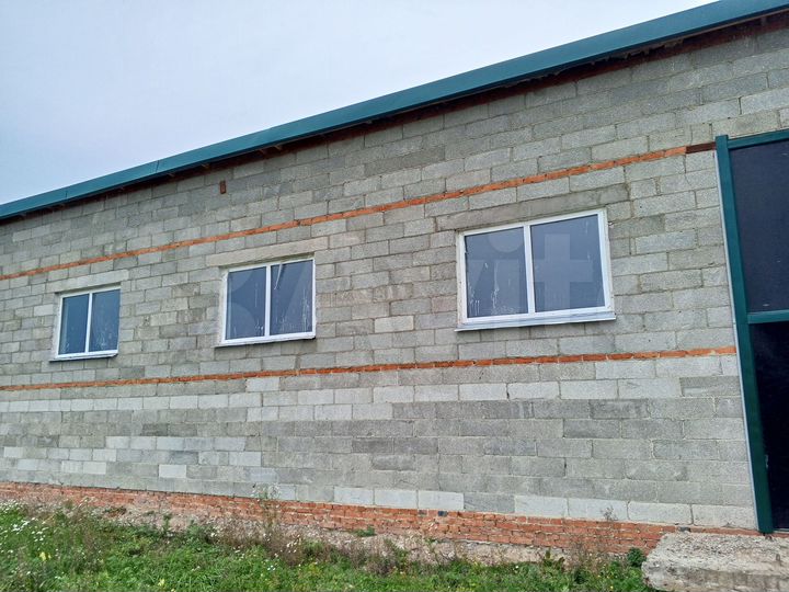 Машиноместо, > 30 м²