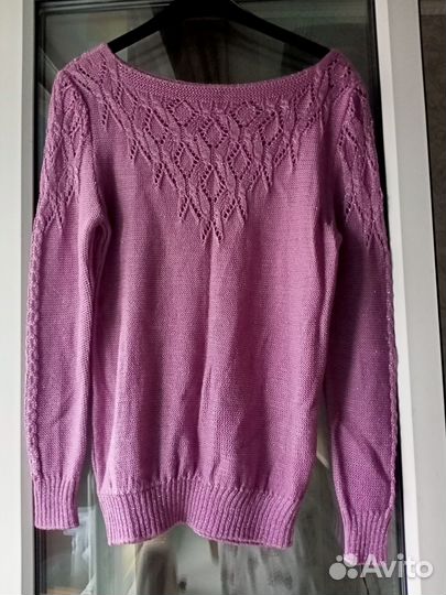 Свитер женский