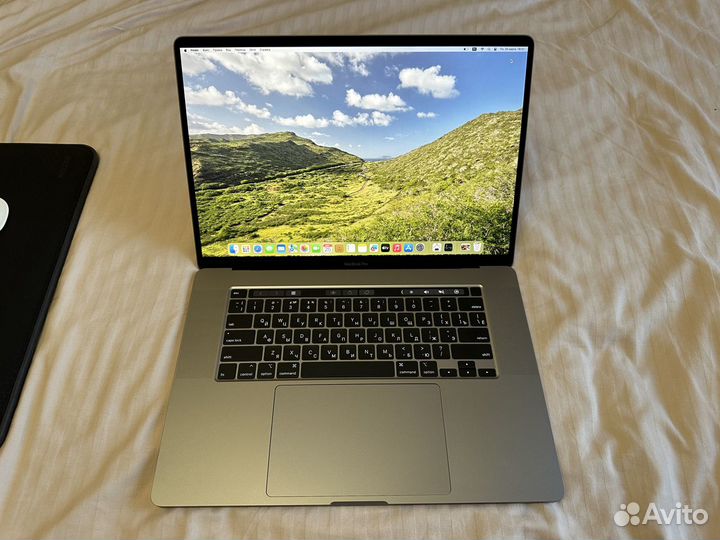 MacBook Pro 16 2019 2.4/32/1Tb - Radeon 8Gb