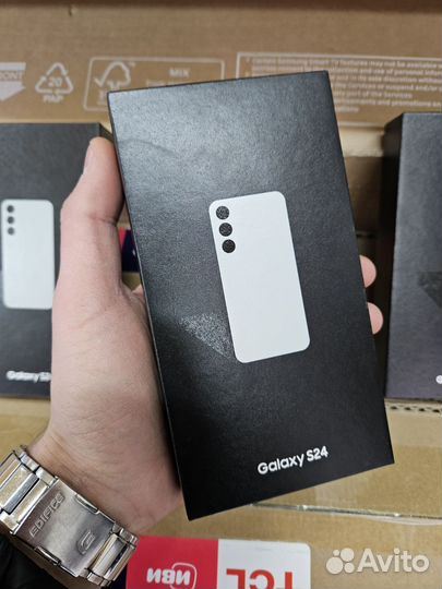 Samsung Galaxy S24, 8/256 ГБ