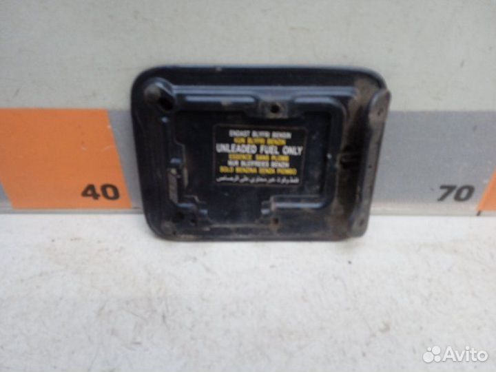 Лючок бензобака Hyundai Elantra 3 1.6 2004