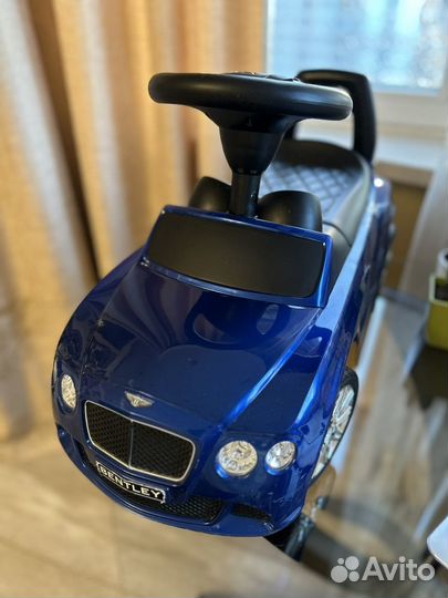 Машинка-каталка bmw