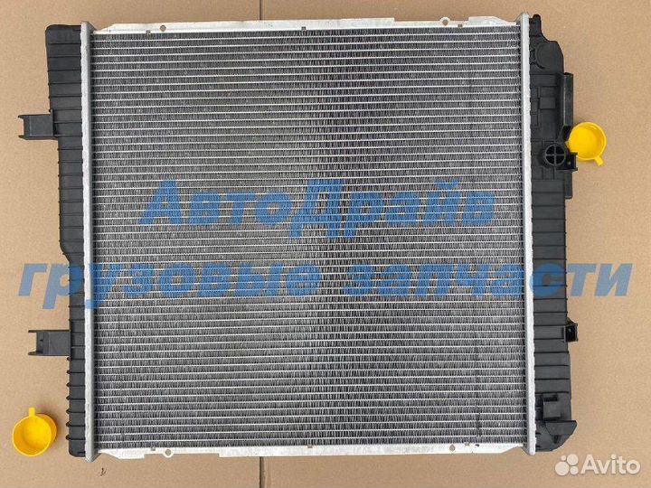 Радиатор Мерседес Атего