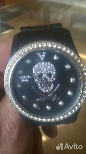 Продаю часы