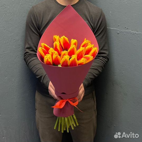 Тюльпаны на 8 марта